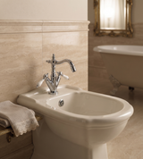 Iris – Monoforo bidet con scarico e viarie rifiniture