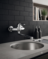 Elite – Monocomando lavello a muro con canna piatta cm 20 con varie rifiniture